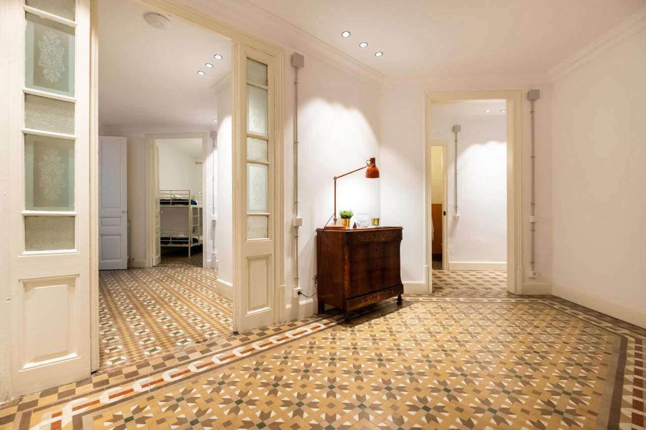 Appartement B42 - Modernist For Large Groups In Eixample